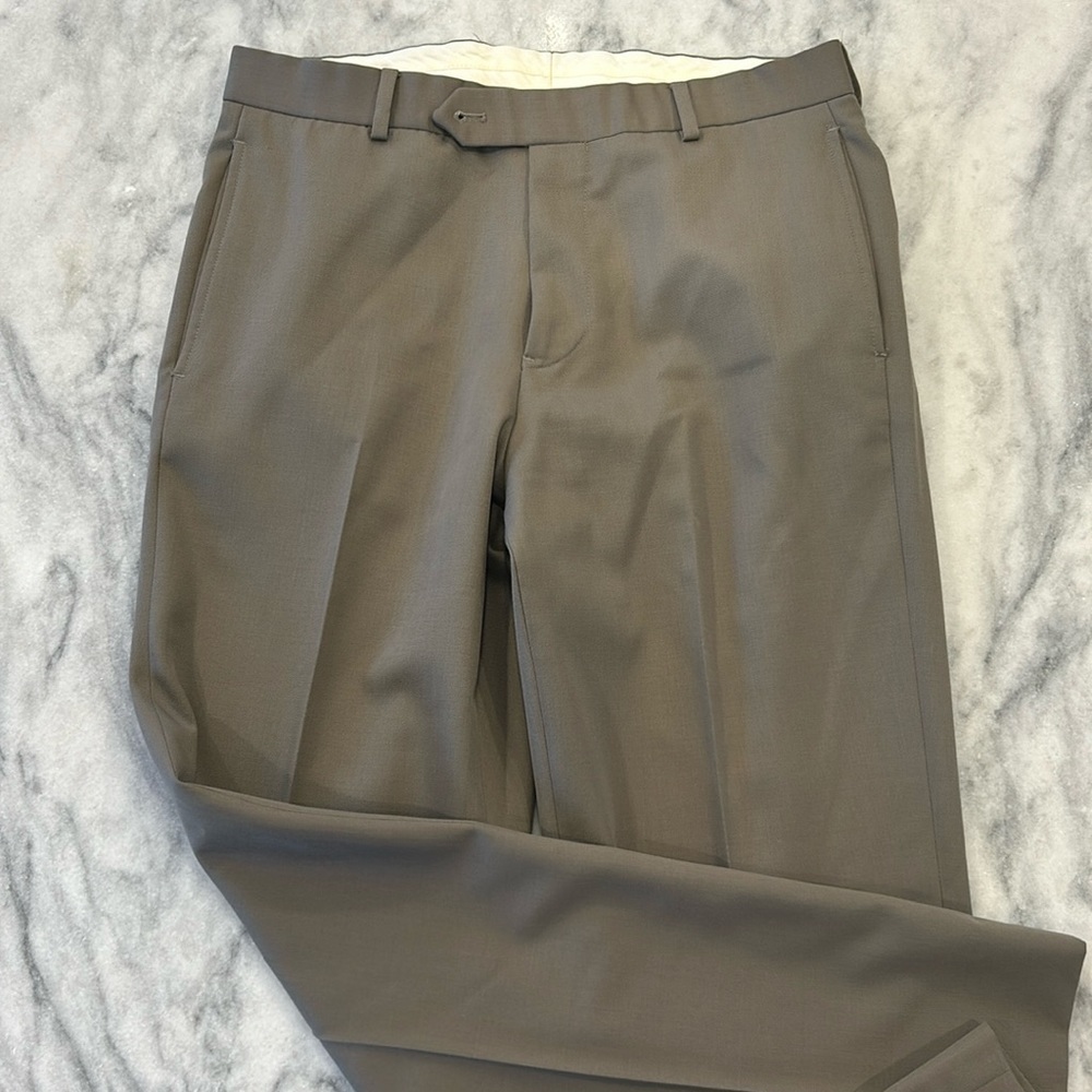 Brooks Brothers dress pants size W33/L30 Madison Fit